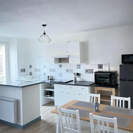 4 Personnes * Vals-les-Bains